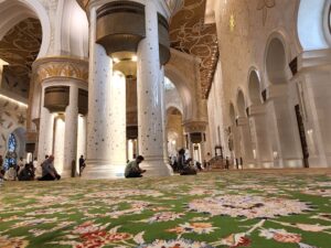 Oman Grand Mosque Carpet Isnide - Life After Revert